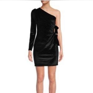 Wayf Black Velvet One-Shoulder Dress